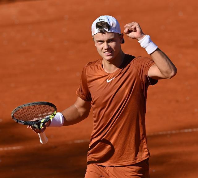 也让外界看 也让外界看